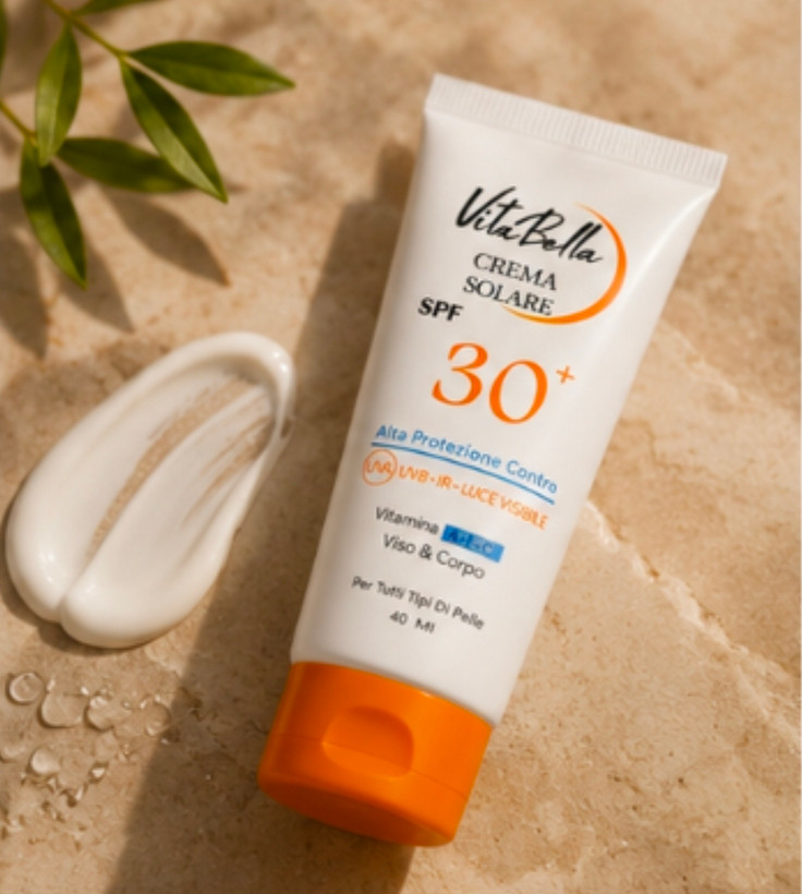 کرم ضد آفتاب spf۳۰ بی رنگ حجم ۴۰ میل برند ویتابلا ایتالیایی